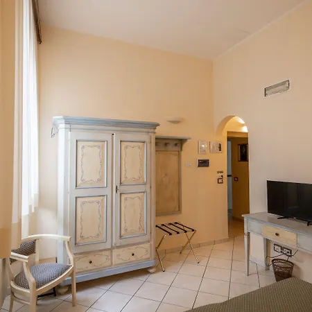 Santa Margherita - 3* Кортона