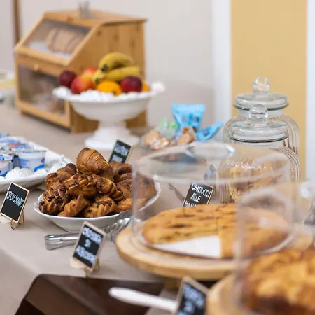 Santa Margherita - מלון 3*