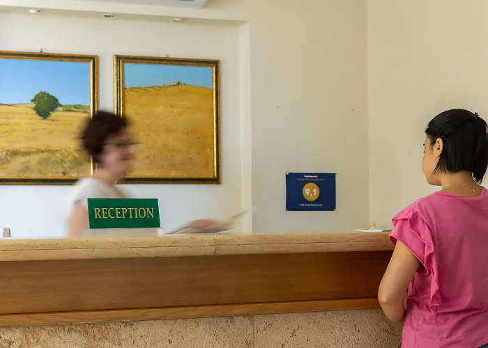 Готель Santa Margherita - 3*